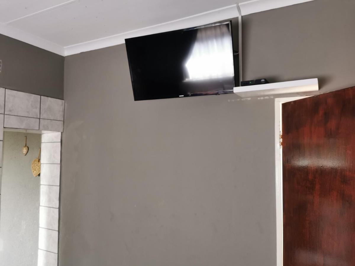 Gluckman Drive Guesthouse Welkom Ngoại thất bức ảnh