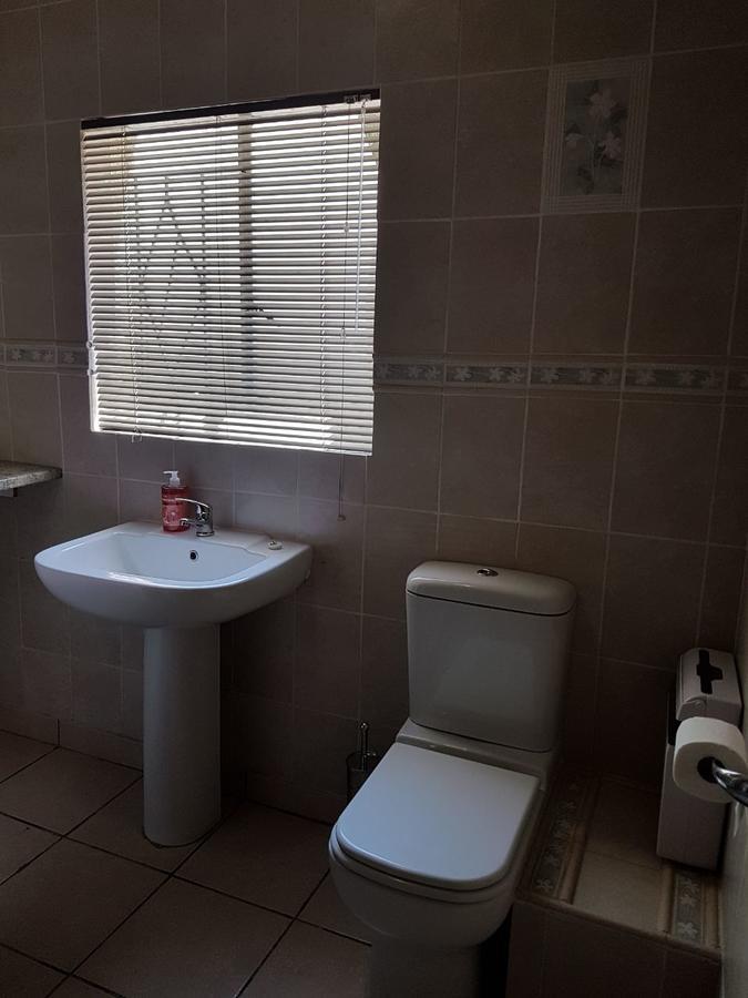 Gluckman Drive Guesthouse Welkom Ngoại thất bức ảnh