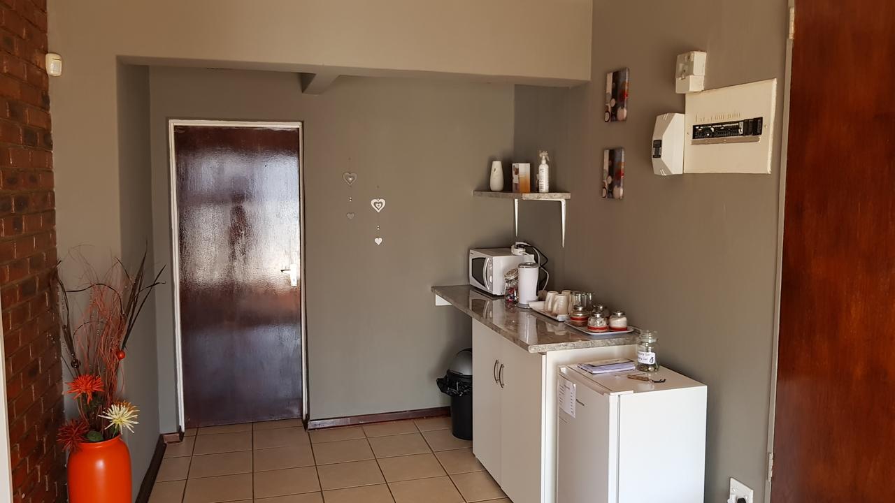 Gluckman Drive Guesthouse Welkom Ngoại thất bức ảnh