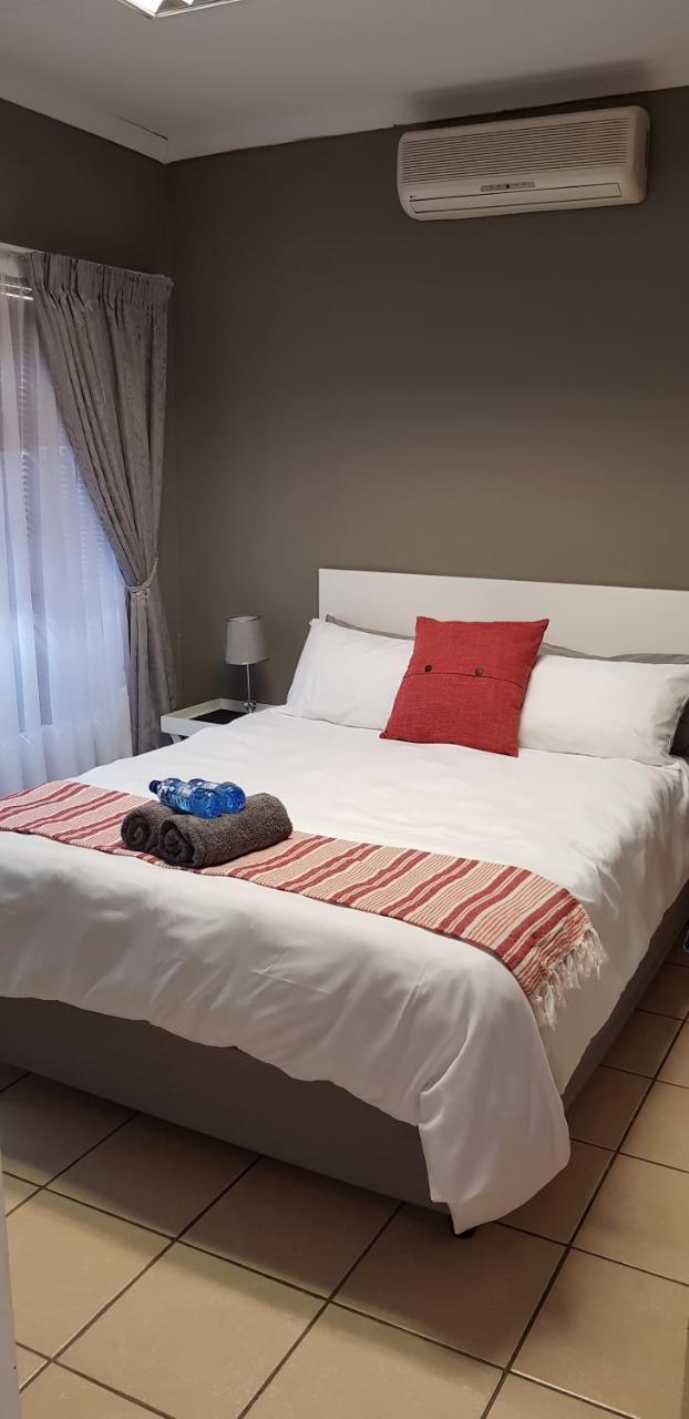 Gluckman Drive Guesthouse Welkom Ngoại thất bức ảnh